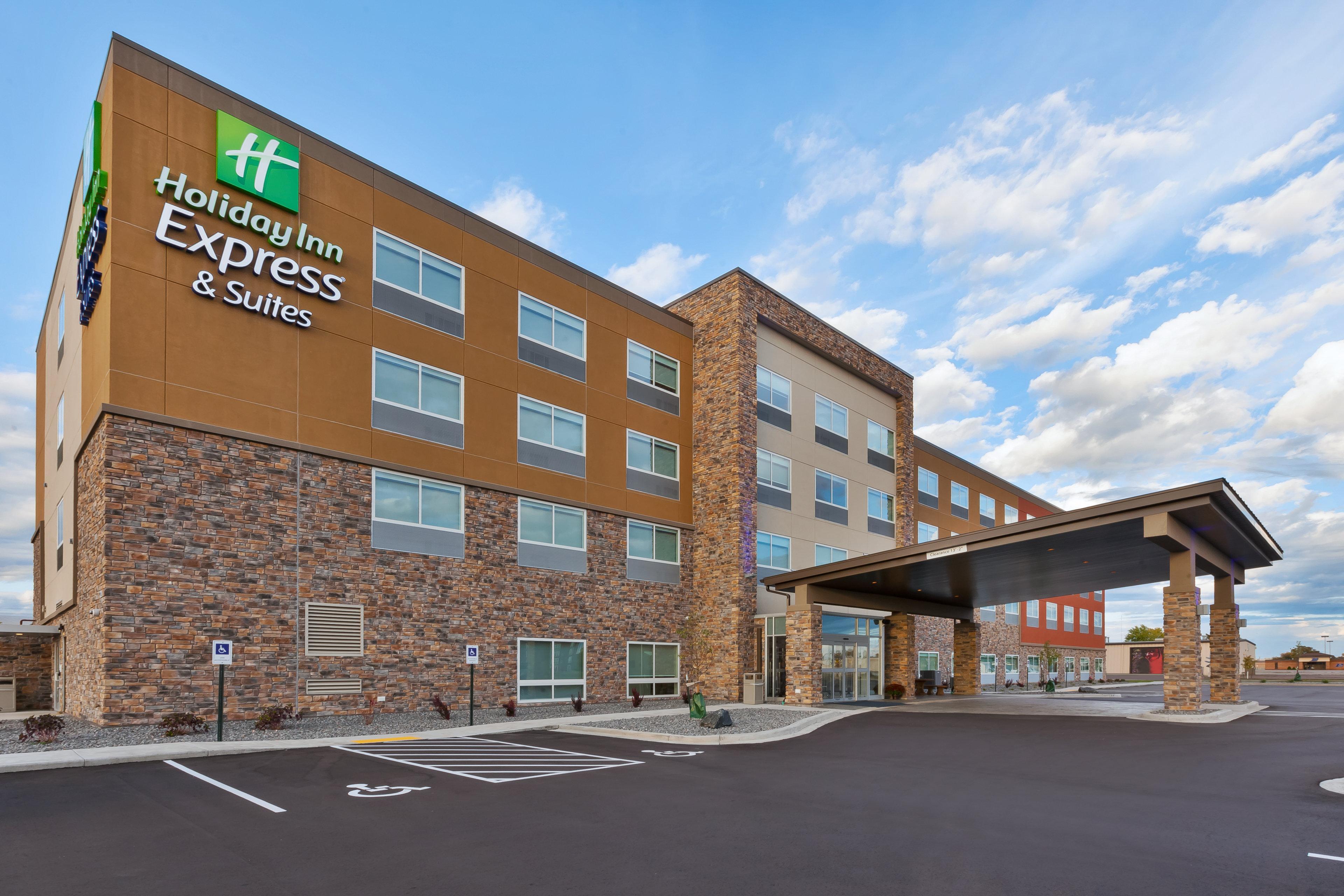 Holiday Inn Express- Eau Claire West I-94, An Ihg Hotel Exterior photo